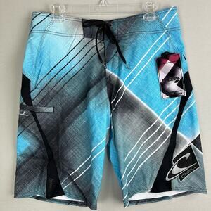 O’Neill Men’s 30 Lopez Freak Board Shorts